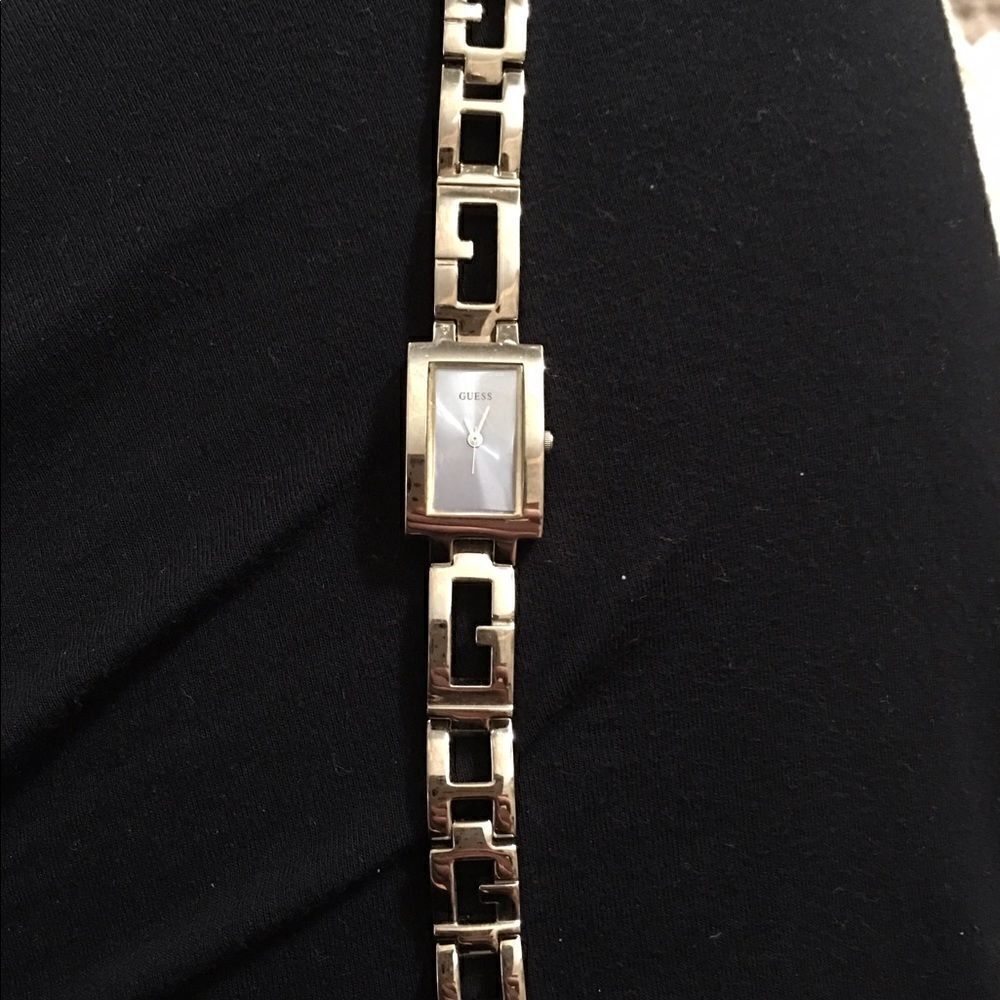 Guess Watch Silver Rectangle thin face & links! - Picture 3 of 9